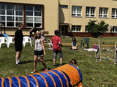 41CAB89C-991C-423F-BB96-1D9475B589D5