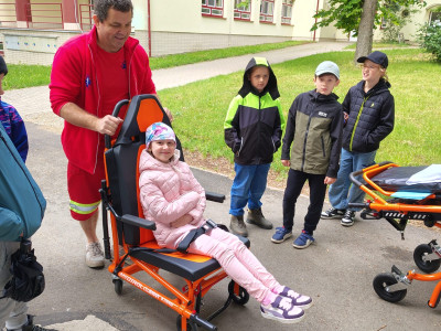 a3482944-c647-4128-b76d-7aeb33b7b217