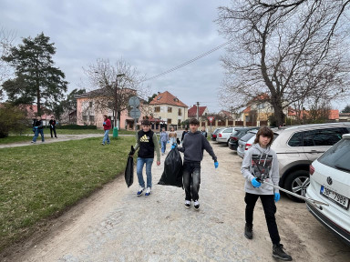 48f1f764-162f-41b9-9d2c-08021cad0ca8