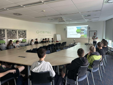 Messenger_creation_77E19F58-4824-47DD-89D8-0D7560A94F5D