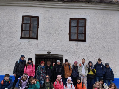 c32097ad-9f55-414c-a6f1-25432bac9b7d