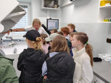 f1790b5d-e0cd-4f61-9559-487665a01042