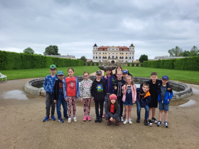 E6729F9D-EDBC-4C54-9A0E-0CAAA94B72BC