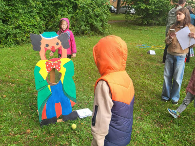 453a484a-b690-4aae-a340-144588021219