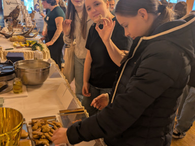 PXL_20260408_065338933