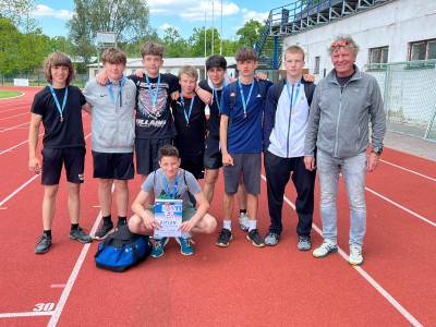 2fe2e42e-a5f8-42a0-a656-69aff3831bbe